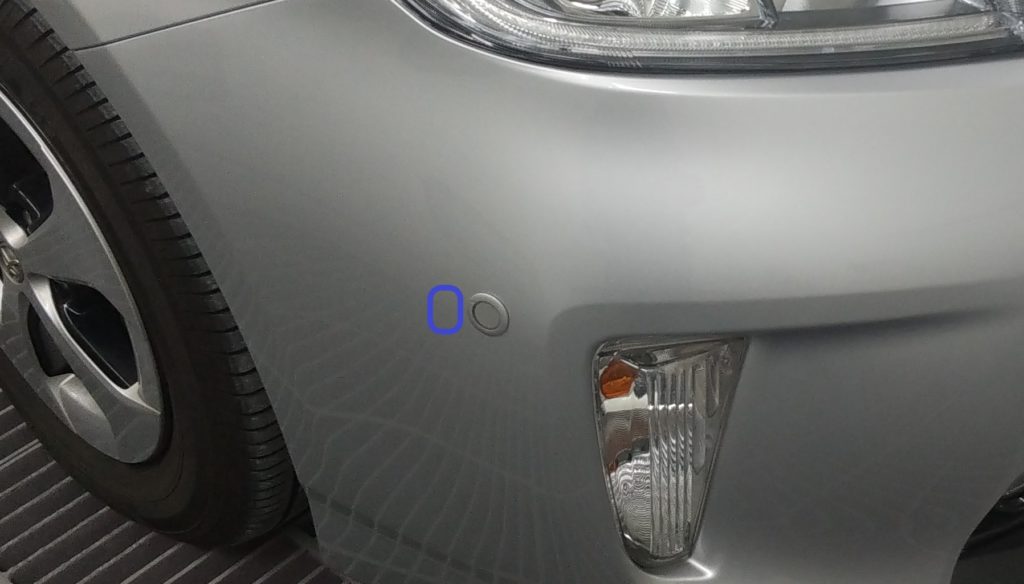 プリウスZVW30フロントコーナーセンサーの外し方・ばらし方法